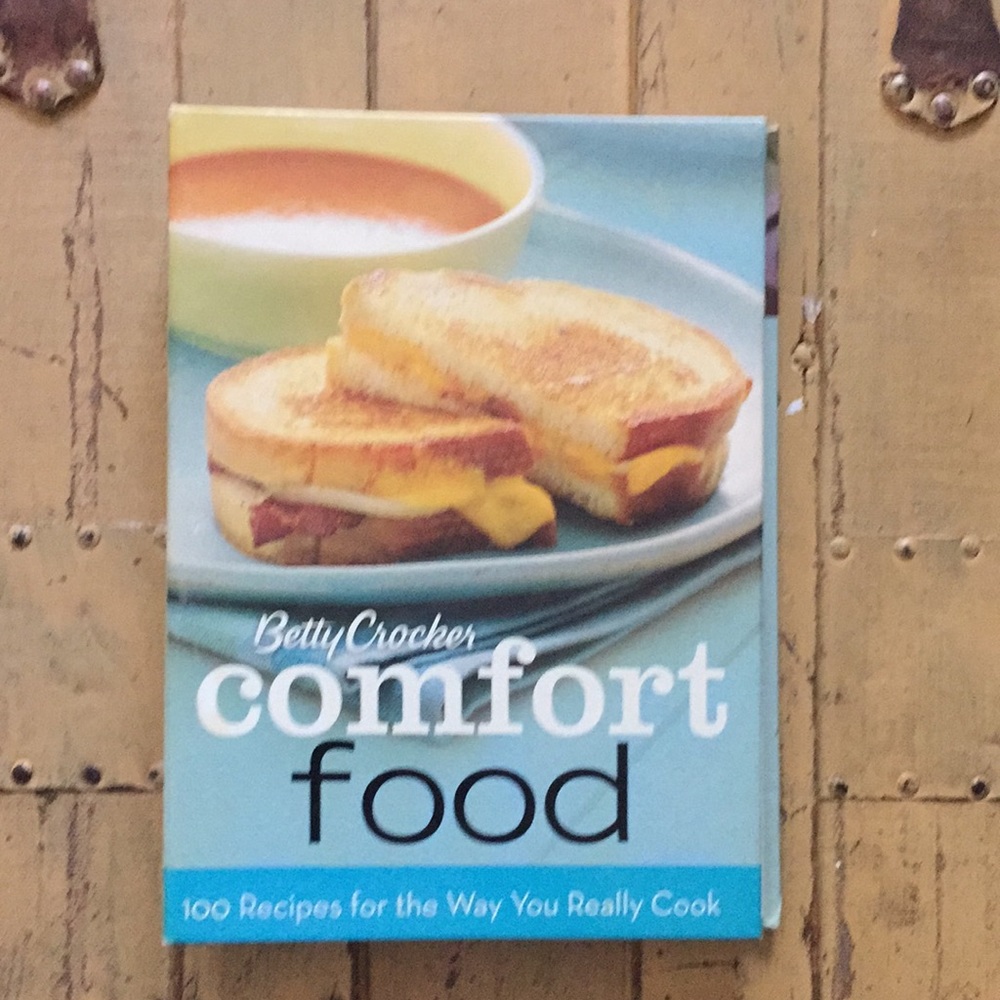 NEW BETTY CROCKER COMFORT FOOD COOKBOOK UNUSED